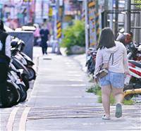 相關圖片：4 改善後電箱退出人行道