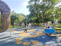 相關圖片：[圖7] 本洲公二公園整體改造強化廣場、休憩及遊戲區使用機能。