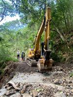 相關圖片：LINE_ALBUM_1140807工務局支援0728大豪雨那瑪夏瑪雅聯絡道支線農道2-新工處_250807_1_0