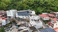 相關圖片：六龜區行政中心新建工程目前結構體已完工，施工團隊正加緊進行室內外裝修與戶外景觀作業