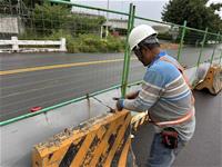 相關圖片：在道路與橋梁工地方面，確保引導標誌、護欄不因強風鬆脫3