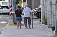 相關圖片：2 南屏路(裕興路至華夏路)人行道換新