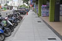 6 裕誠路(南屏路至明倫路)人行道換新