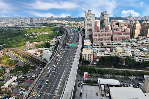 國道1號鼎金系統交流道改善-國10東向銜接國1北上匝道工程(金質獎)(環境圖)