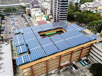 相關圖片：銀獎案例(屋頂型)-高雄市私立三信高級家事商業職業學校-設置容量600.44 kWp  年發電量767062.1度